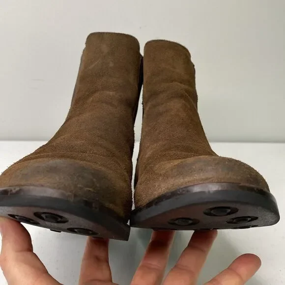 Thursday Boot Company Brown Duchess Chelsea Boots - Picture 8 of 16